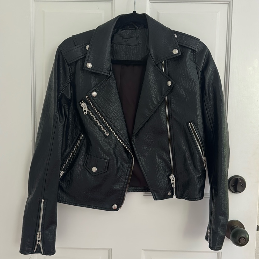 Blank NYC faux leather jacket size small.